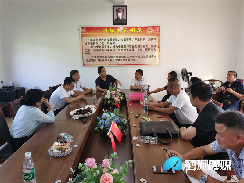 民盟湖南农业大学委员会肖应辉一行来鹤调研乡村振兴